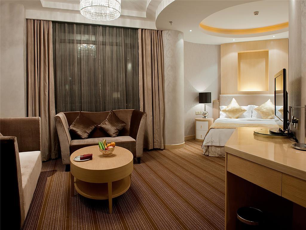 Golden Mountain International Hotel Laiyang Экстерьер фото