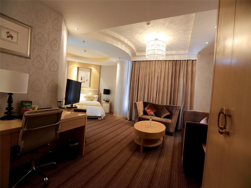 Golden Mountain International Hotel Laiyang Экстерьер фото